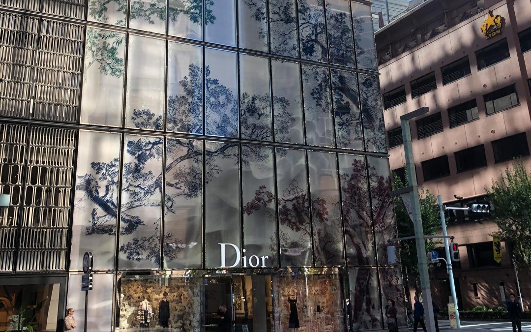 Café Dior in Tokyo Ginza – wundervolles Design von Dior und kulinarische Köstlichkeiten von Pierre Hérme entdecken